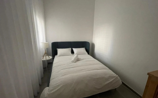 Deluxe Apartment with Private GardenArea