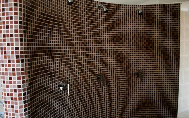 Hotel Forward Pool&Sauna