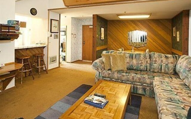 Aspen Creek Condos by Grand Mammoth Resorts