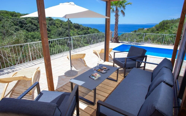 Lastura Aparthotel & Mobile Homes
