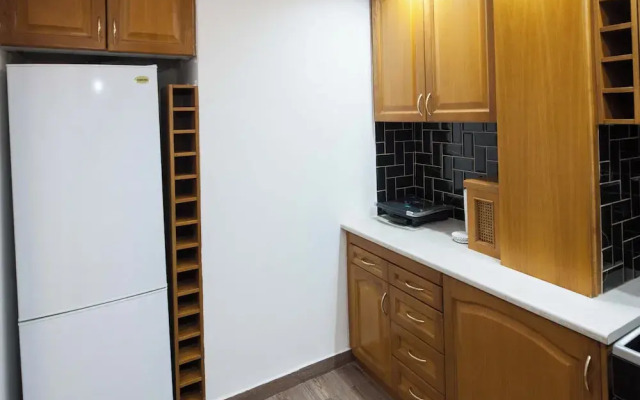 Stylish Renovated 2 Bd Apt in Exarcheia
