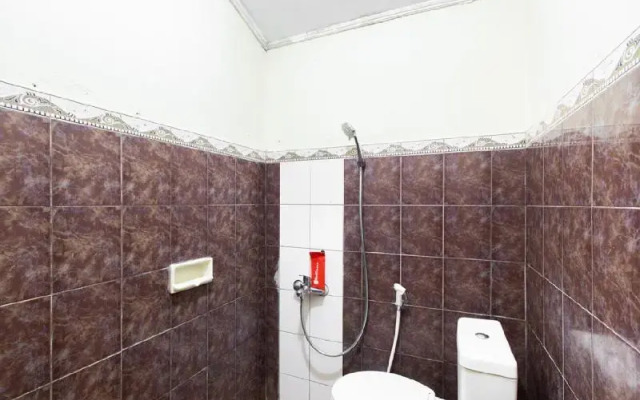 Puri Janti Guest House by RedDoorz