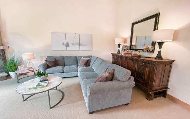 Red Hawk Townhomes 2338