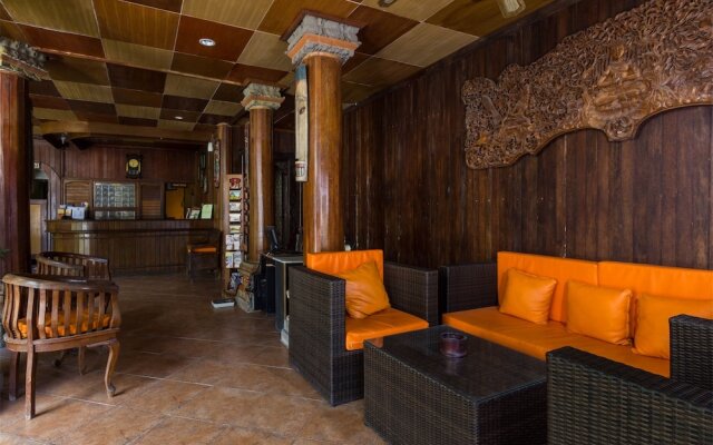 RedDoorz near Petitenget Beach