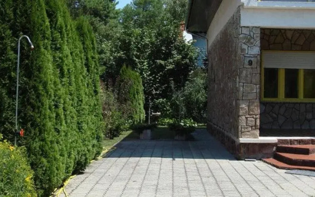 Vas Villa