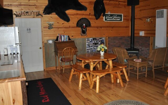 Red Moose Lodge