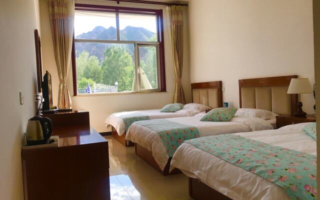 Yijie Holiday Hotel  Laishui Sanpo