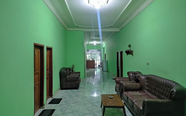 OYO 92724 Penginapan Syariah Al Syifa