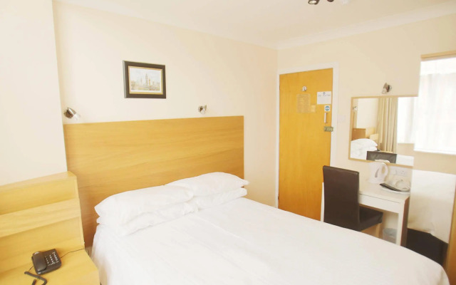 Charing Cross Hotel