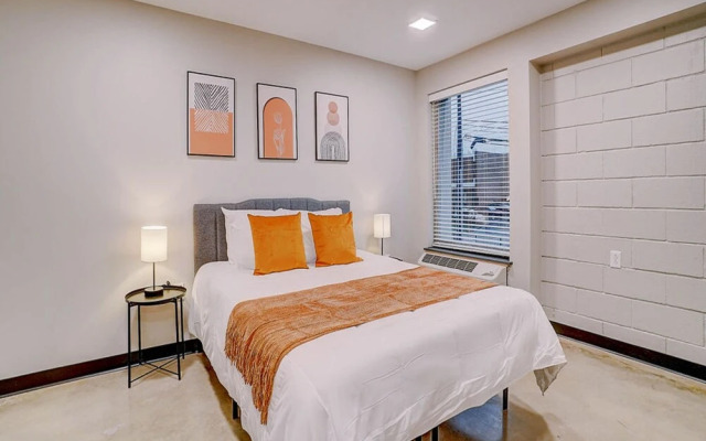 FRONTDESK Tower on Tenth Apts Birmingham