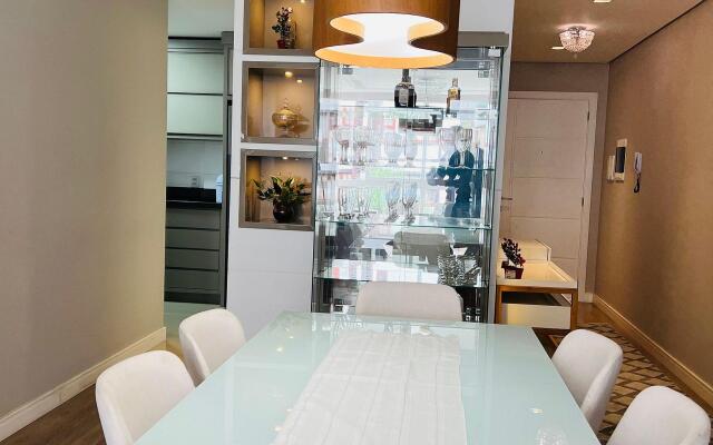 MRG - Estiloso - 2 Suítes - 10 minutos da Rua Coberta