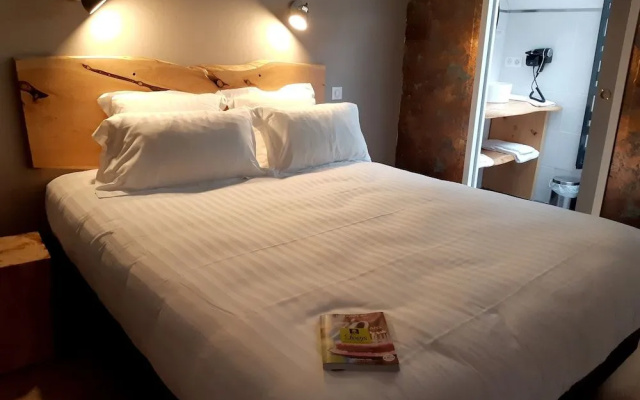 Logis Auberge de Pont Calleck