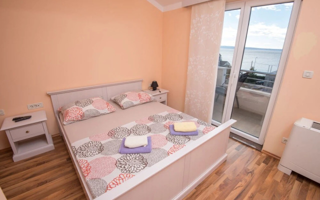 San Marian Apt 3c