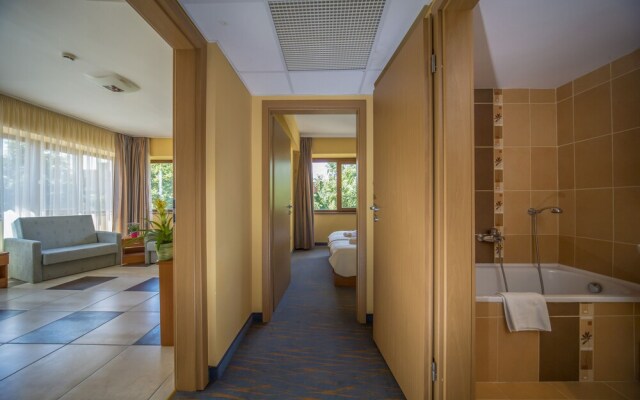 Duna Hotel