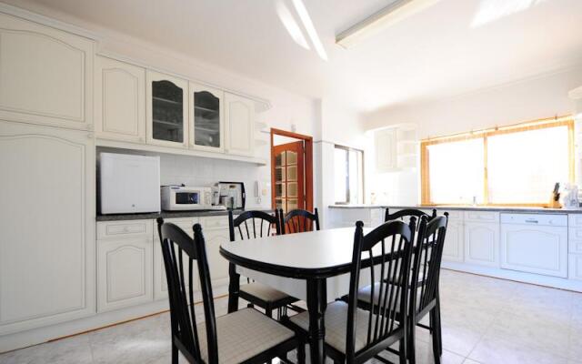 Villa in Silves, Algarve, Portugal 102055
