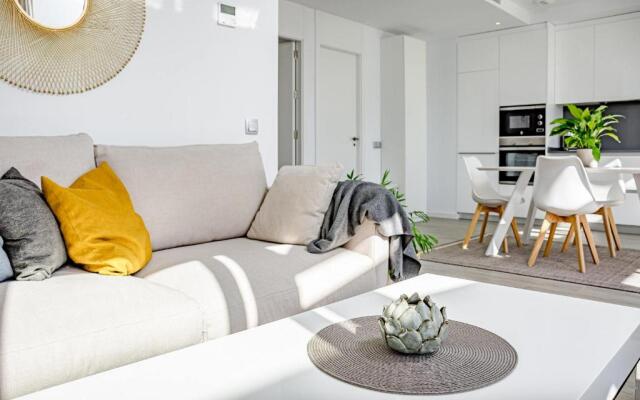 LM62A- Modern family apartment close to beach