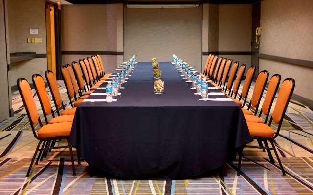 DoubleTree Suites by Hilton Raleigh - Durham