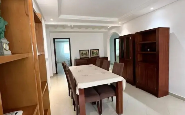 SHRTSTAYS Guesthouse