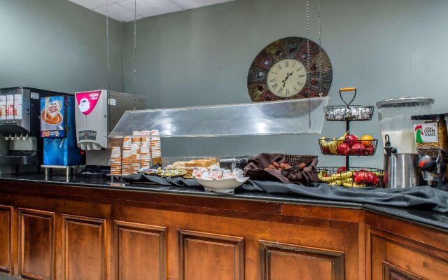 Ramada by Wyndham Shreveport Airport