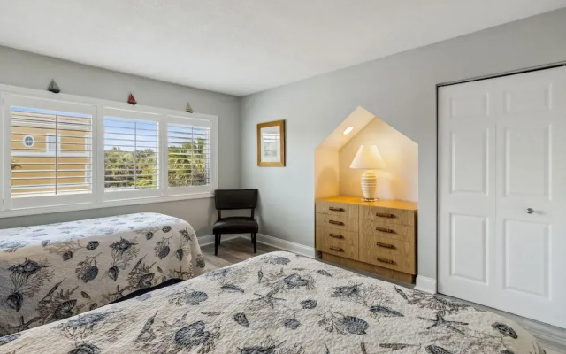 Amelia Island Beachfront Retreat - 2BR Sandpiper Loop