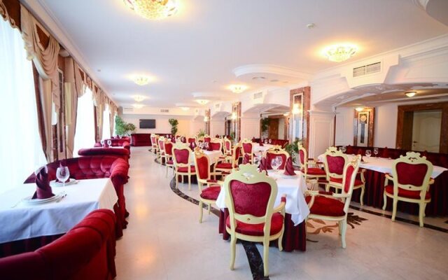 Visak Hotel