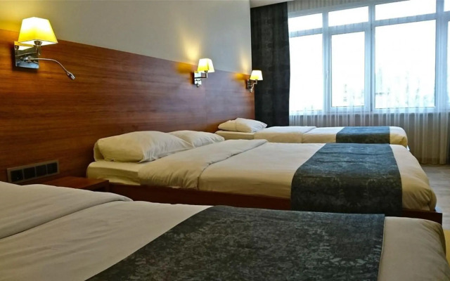 Nur Hotel
