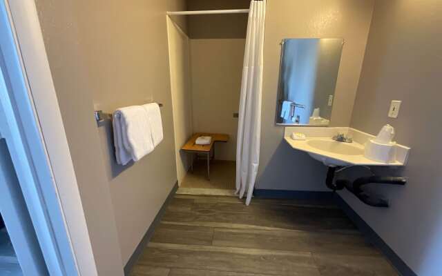 Motel 6 Ely, NV