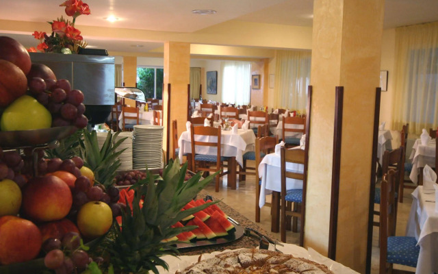 Hotel Tora