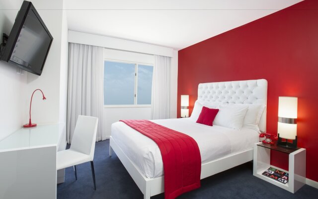 Red South Beach Hotel
