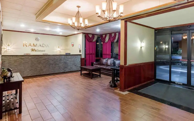 Ramada Medford And Convention Center