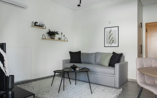 UPSTREET Teal Faliro House