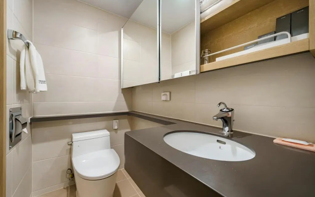 Chungchoho Best Hotel