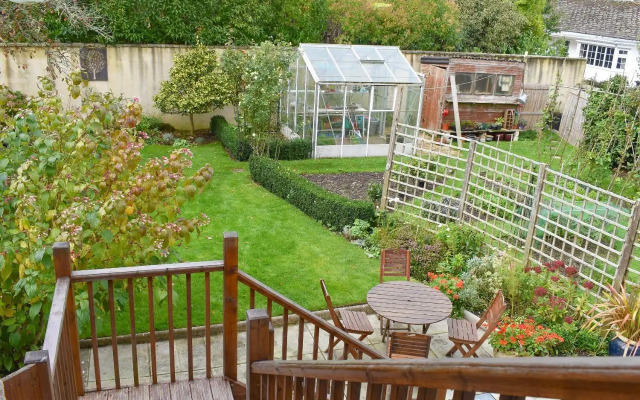 Purbeck Apartment