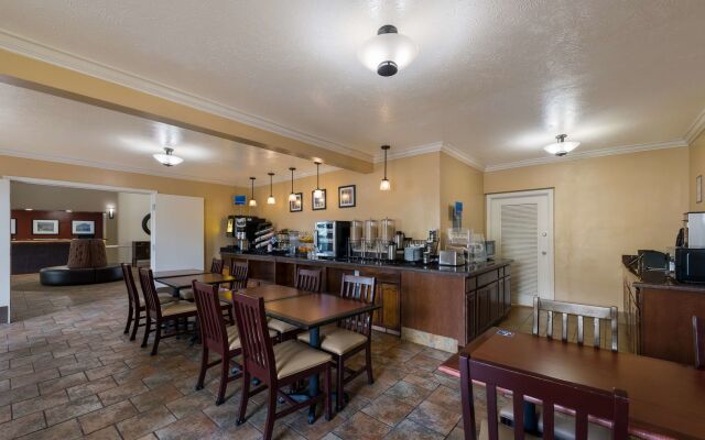 Best Western Salinas Valley Inn & Suites