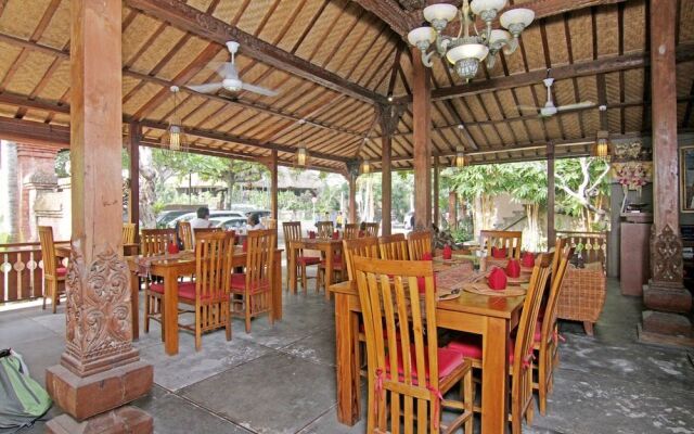 ZEN Premium Ubud Pengosekan 2