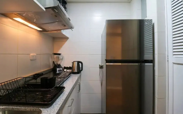 w Elegant 1BR in San Isidro