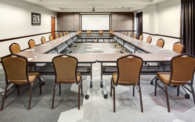 Hyatt Place Louisville East