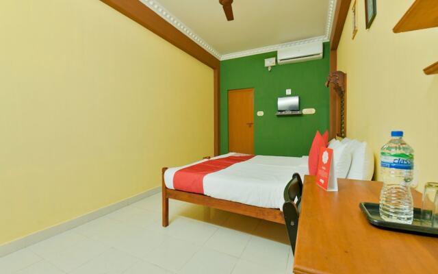 OYO 14342 Happy Rooms