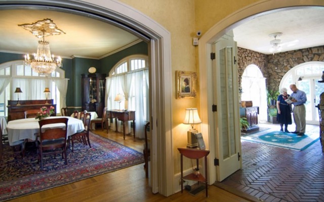 The VanLandingham Estate Inn & Conference Center