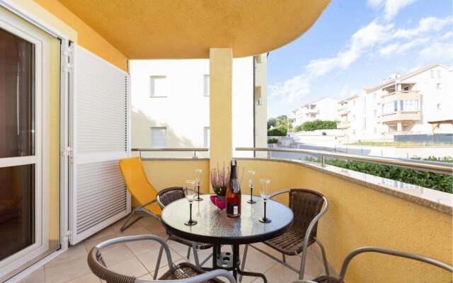 Stunning Home in Cizici With Wifi and 2 Bedrooms