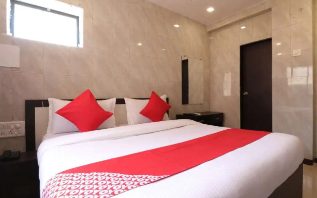 Oyo Flagship 77425 Hotel Manas