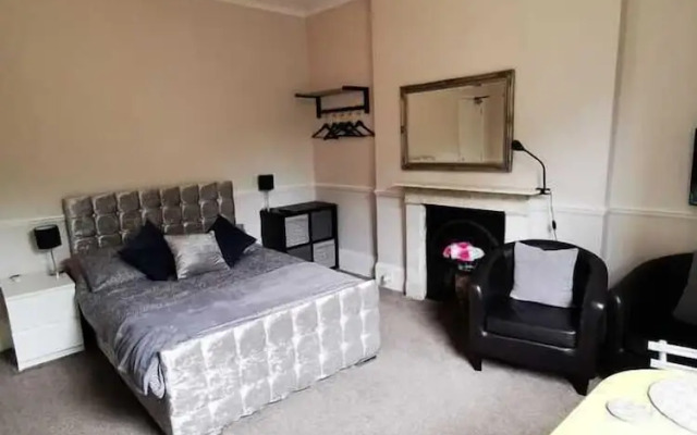 The Victorian Lodge
