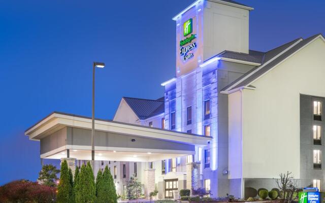 Holiday Inn Express Hotel & Suites Louisville East by IHG