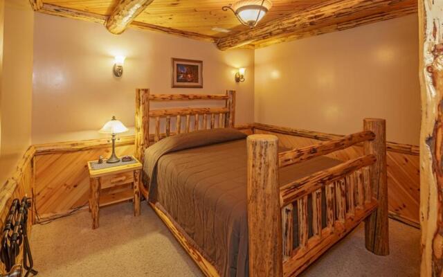Sojourner's Lodge & Log Cabin Suites