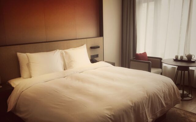 JOYA Shanghai Xujiahui Hotel
