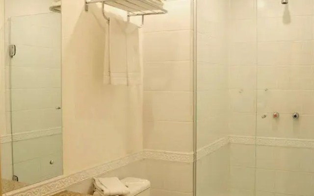 Slaviero Suites Curitiba Soho