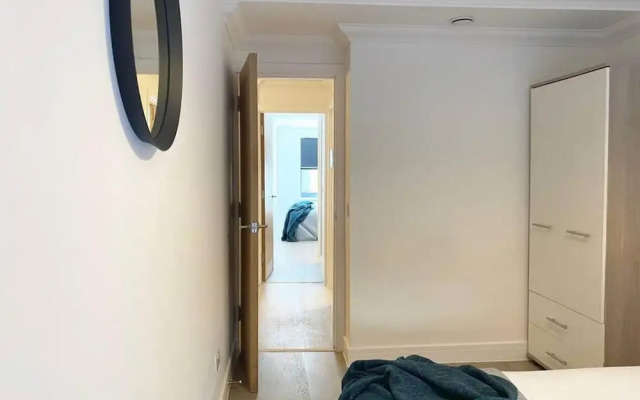 Modern Stylish 2 bedroom 2 Bath Apts.