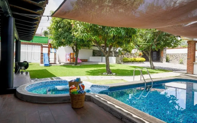 Family house in Oaxtepec Pool & Hot tub