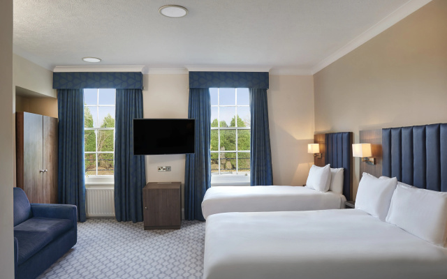 Avisford Park Hotel