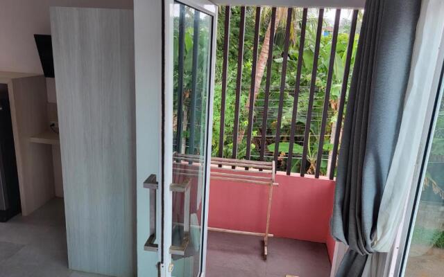 Pinky Hotel by Kanchana